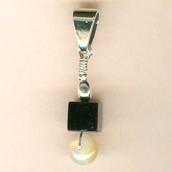 Pendentif Opale, Onyx et Argent